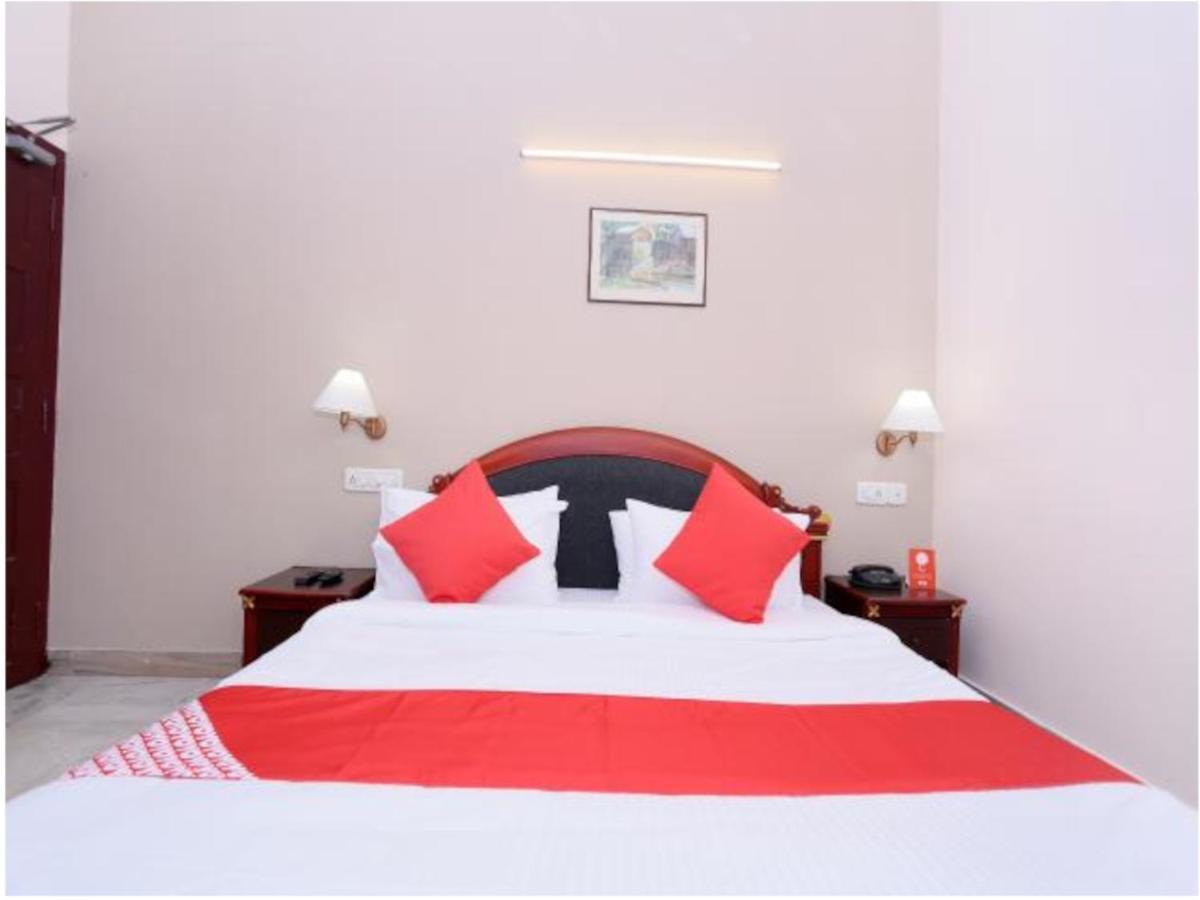 Karthika Residency Apartman Kochi Kültér fotó